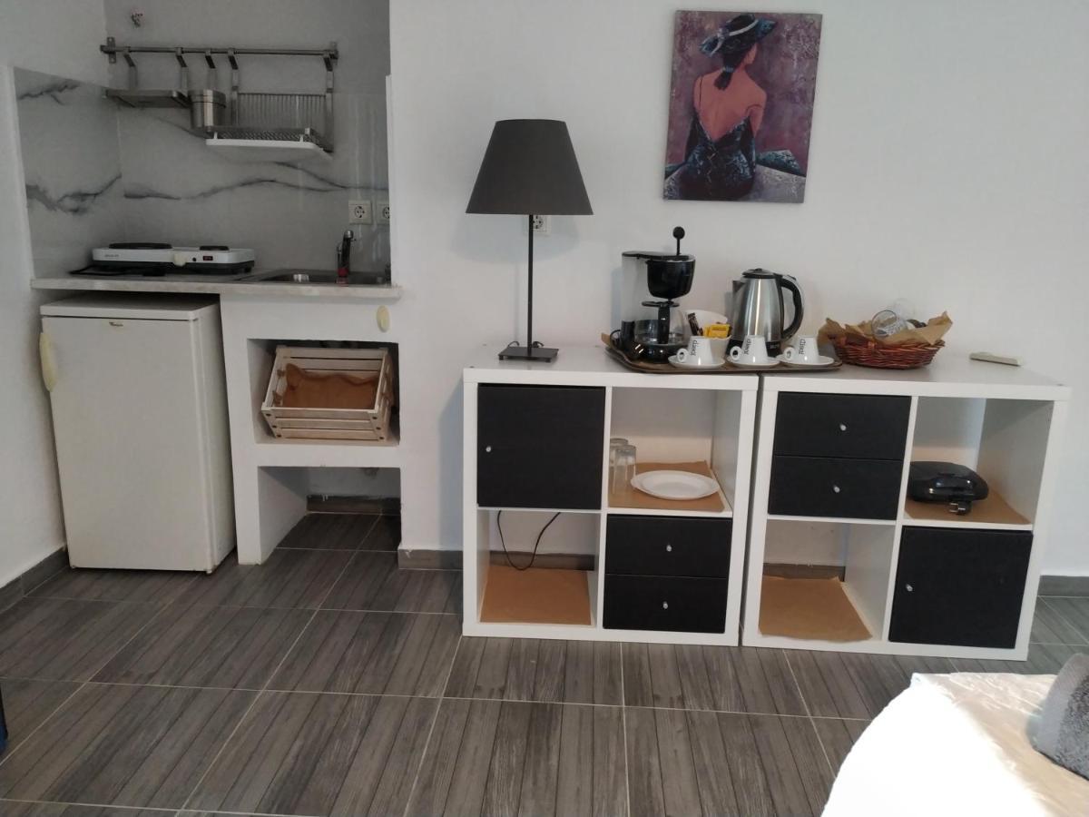 Avlomonasbeach Livadi  Buitenkant foto